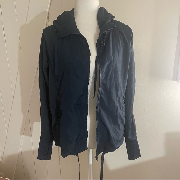 Zyia Navy rainbow Stripe Windbreaker Jacket Medium - Picture 3 of 7